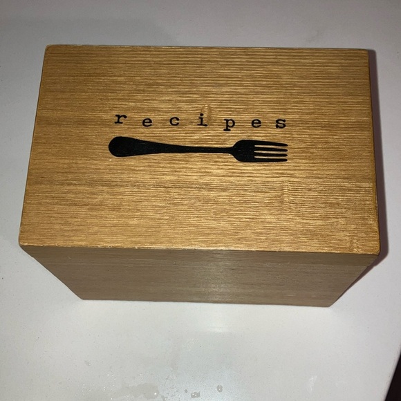 Wooden Recipe Box with Fork Design - Picture 2 of 16